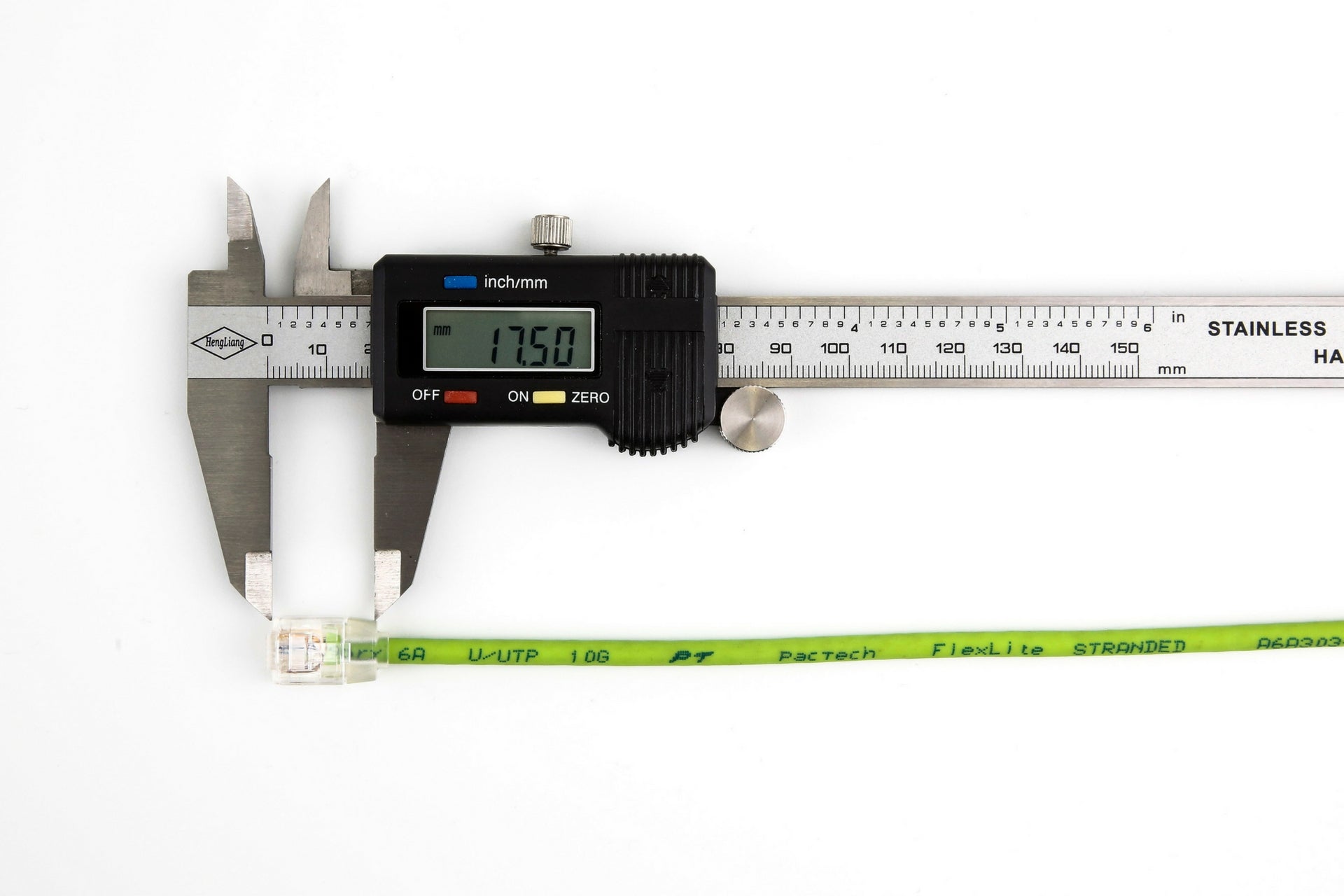 CAT6 28AWG Cable – FlexMini™ 6/ UTP FOR HIGH DENSITY APPLICATION WITH SHORT PLUG & BOOT - variable