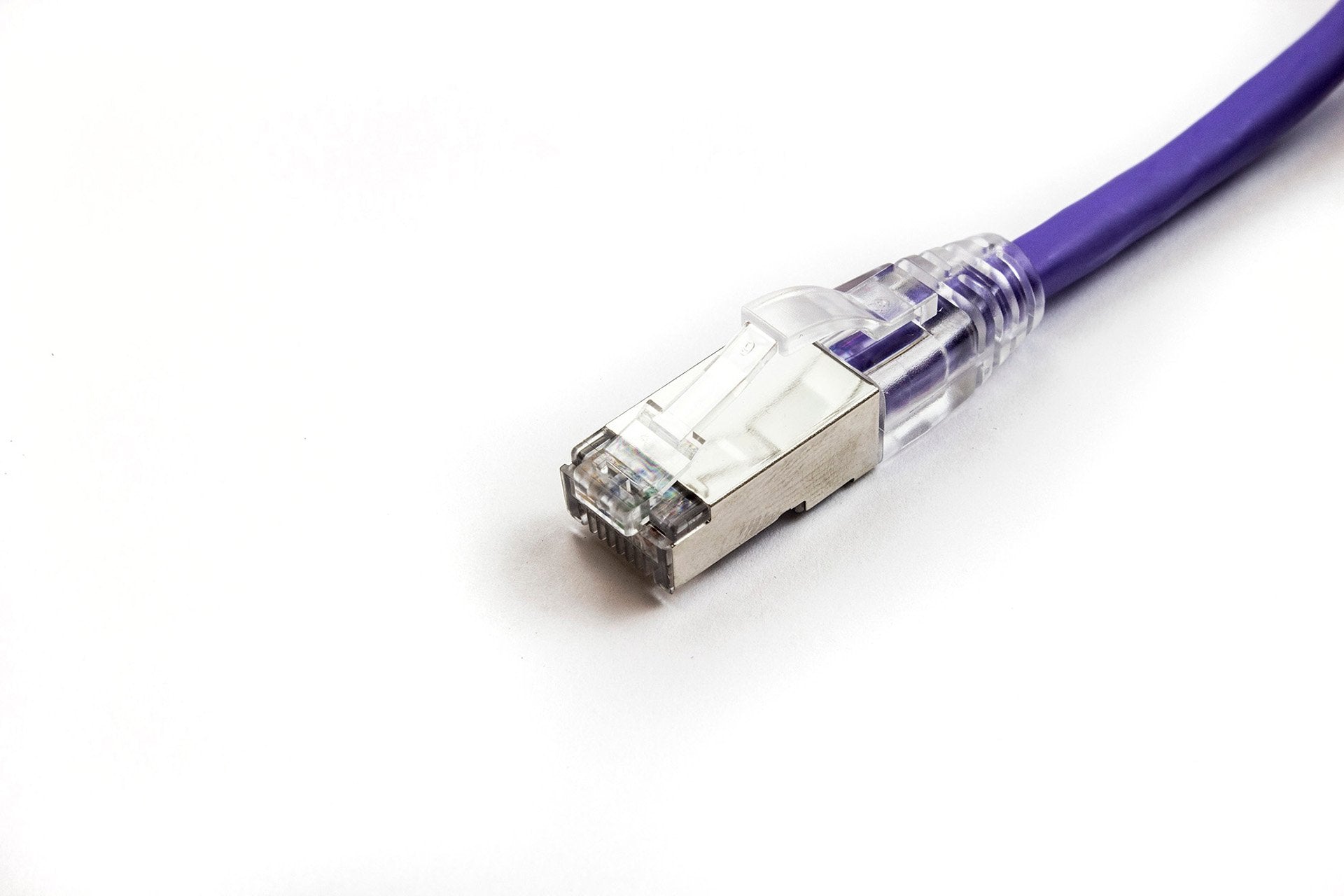 CAT6A-28AWG-10G-Cable-–-FlexLite™-UFTP-OD-5.0mm-500MHZ-LSZH-Purple.jpg
