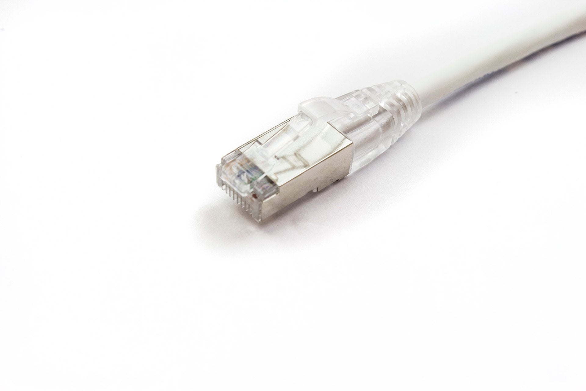CAT6A-28AWG-10G-Cable-–-FlexLite™-UFTP-OD-5.0mm-500MHZ-LSZH-White.jpg